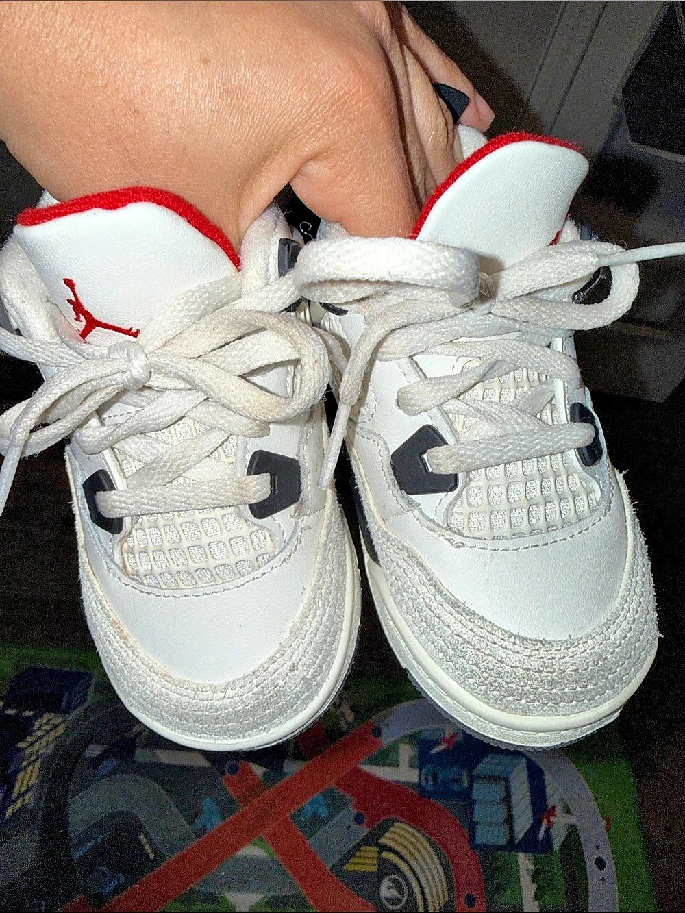 Jordan Air Jordan 4 Kids White & Black Sneakers